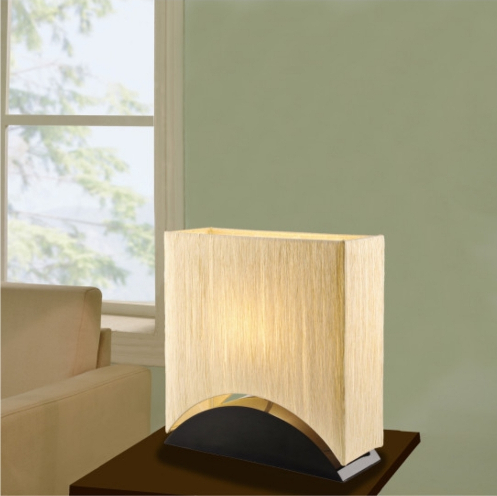 USED Elegant Cream 17-inch Modern & Space-efficient Premium Table Lamp.